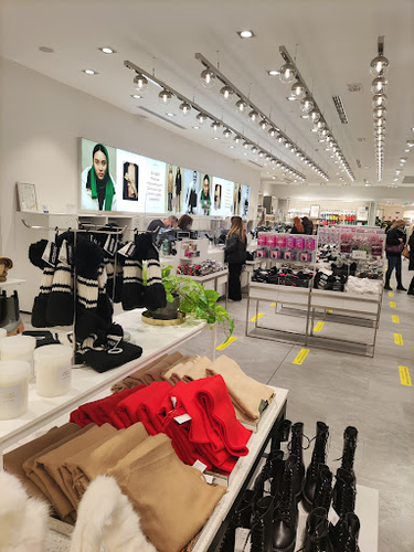 H&M