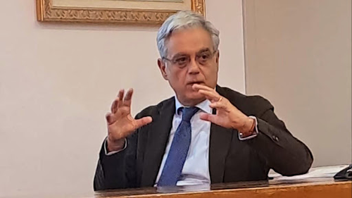 Prof. Mauro Granata Reumatologo Internista